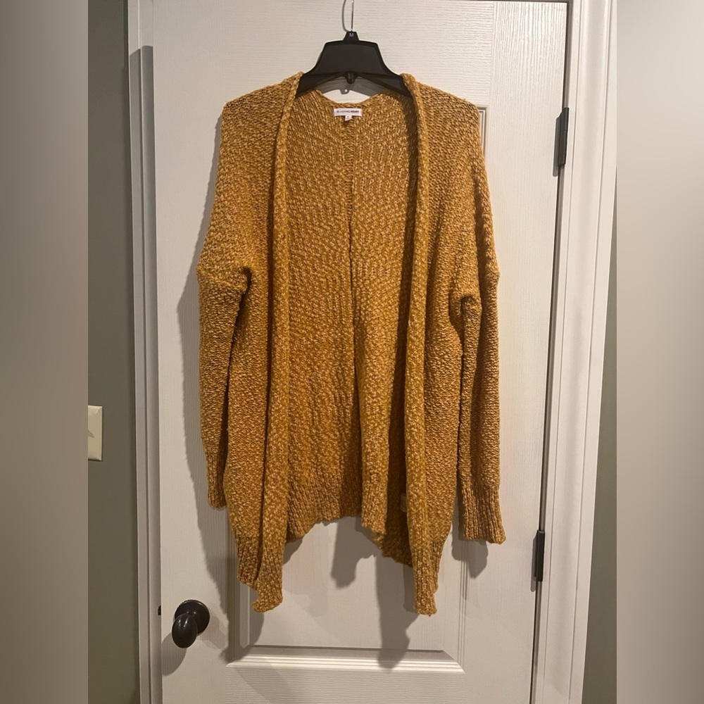 Blushing heart Mustard “popcorn” cardigan